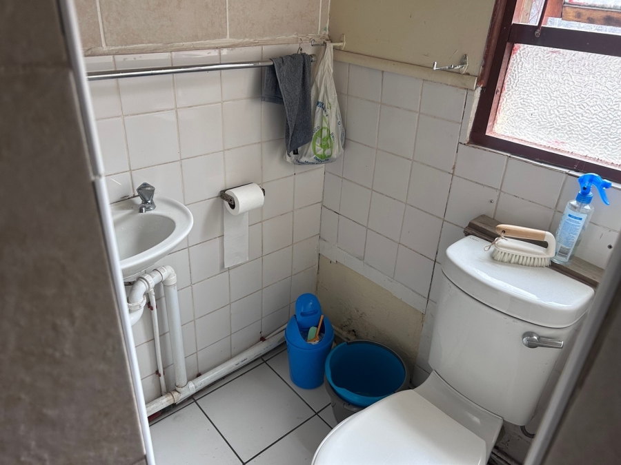 9 Bedroom Property for Sale in Quigney Eastern Cape